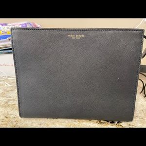 Henri bendel clutch